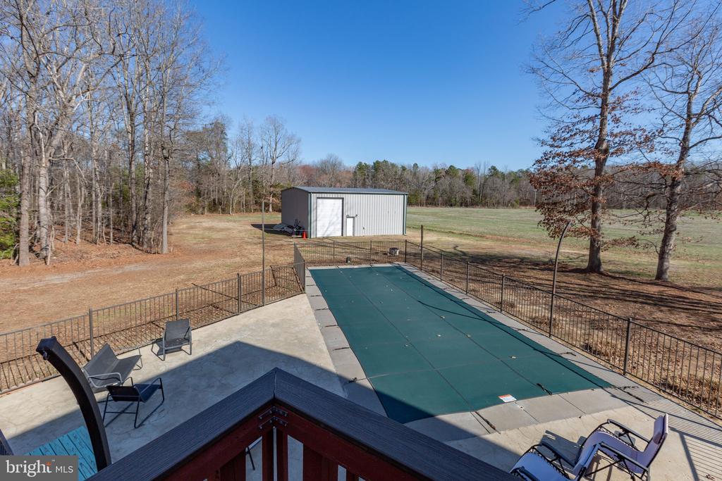 5825 MORRIS ROAD