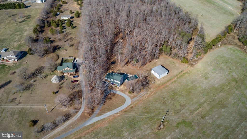5825 MORRIS ROAD