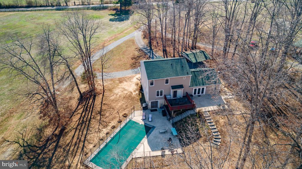 5825 MORRIS ROAD