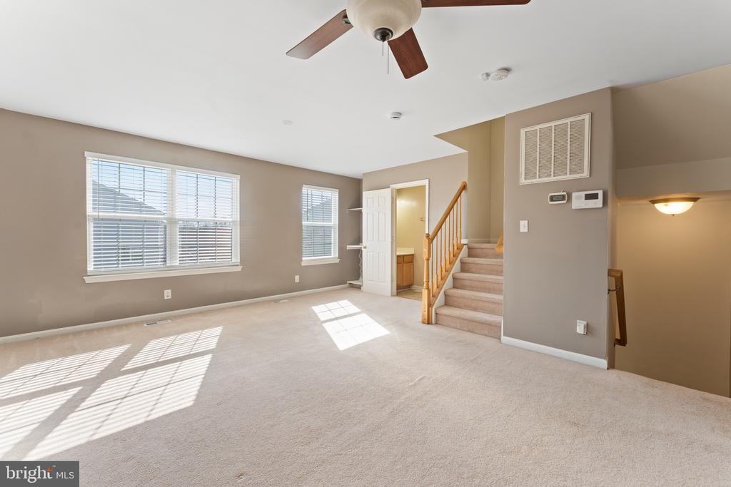7008 WYTHEVILLE CIRCLE