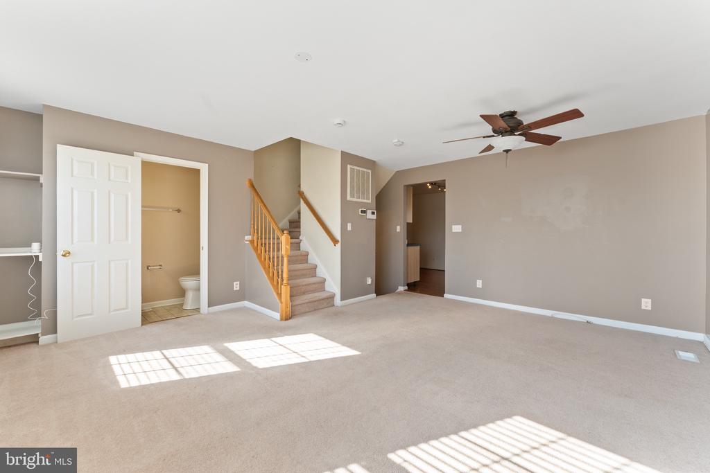 7008 WYTHEVILLE CIRCLE