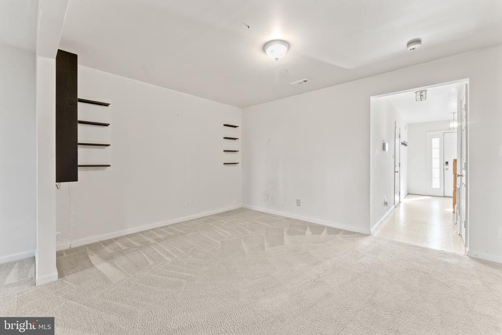 7008 WYTHEVILLE CIRCLE