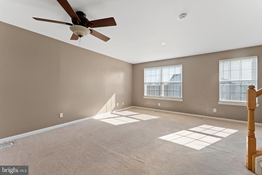 7008 WYTHEVILLE CIRCLE