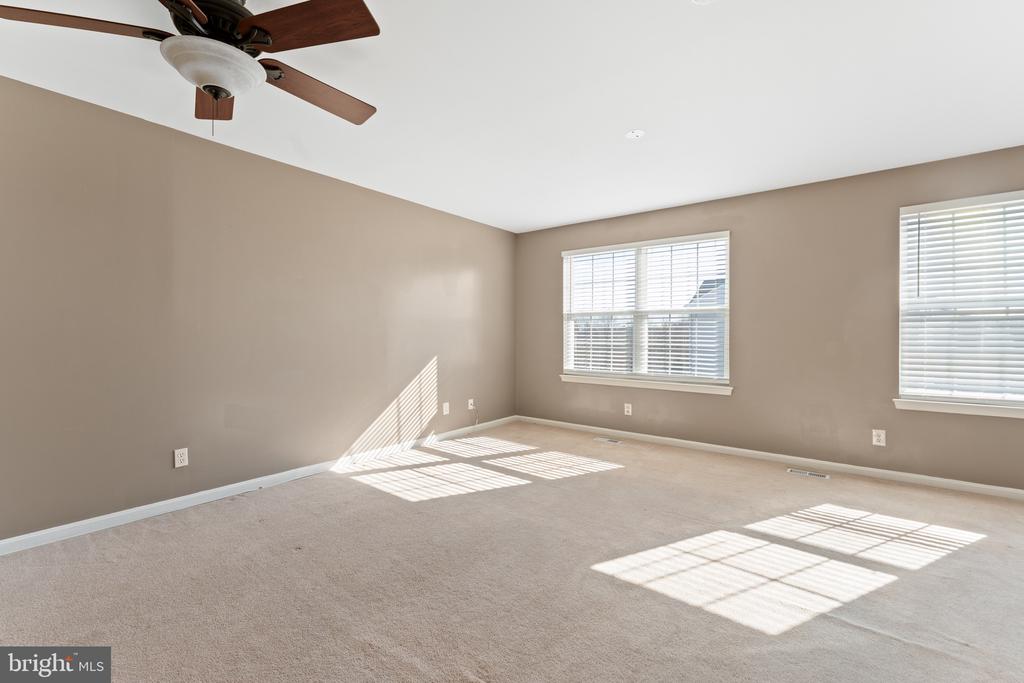 7008 WYTHEVILLE CIRCLE