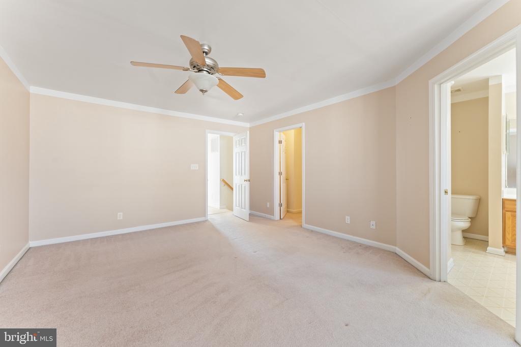 7008 WYTHEVILLE CIRCLE