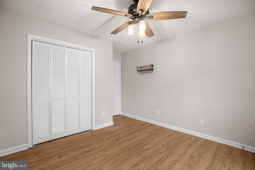 4 JONQUIL COURT