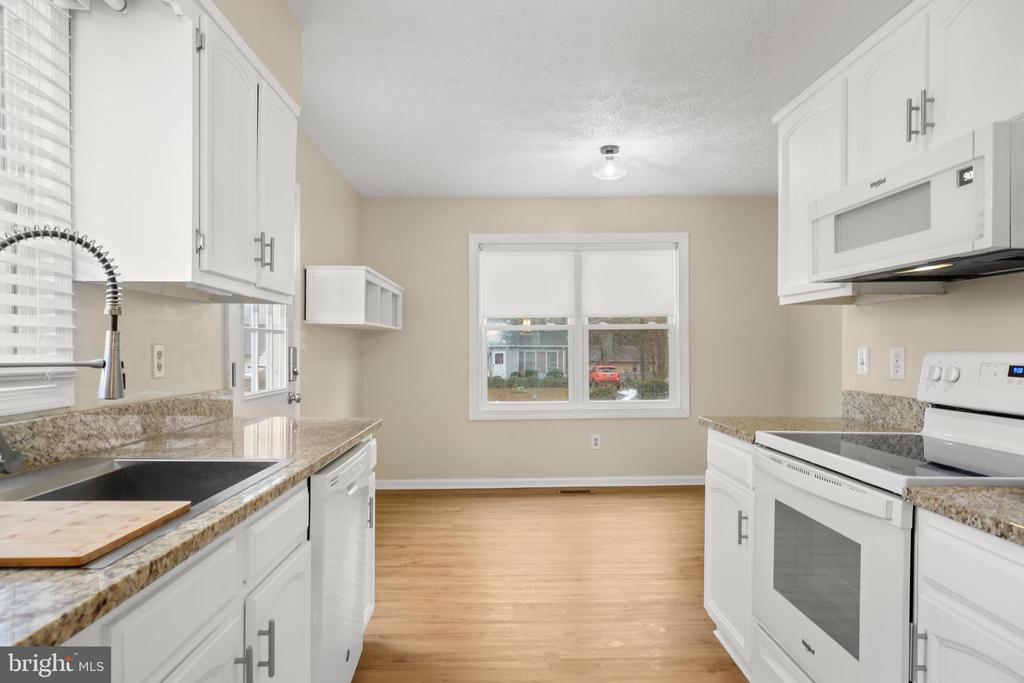 4 JONQUIL COURT