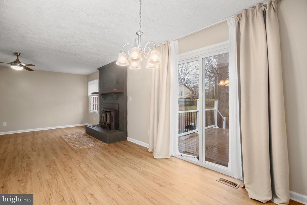4 JONQUIL COURT