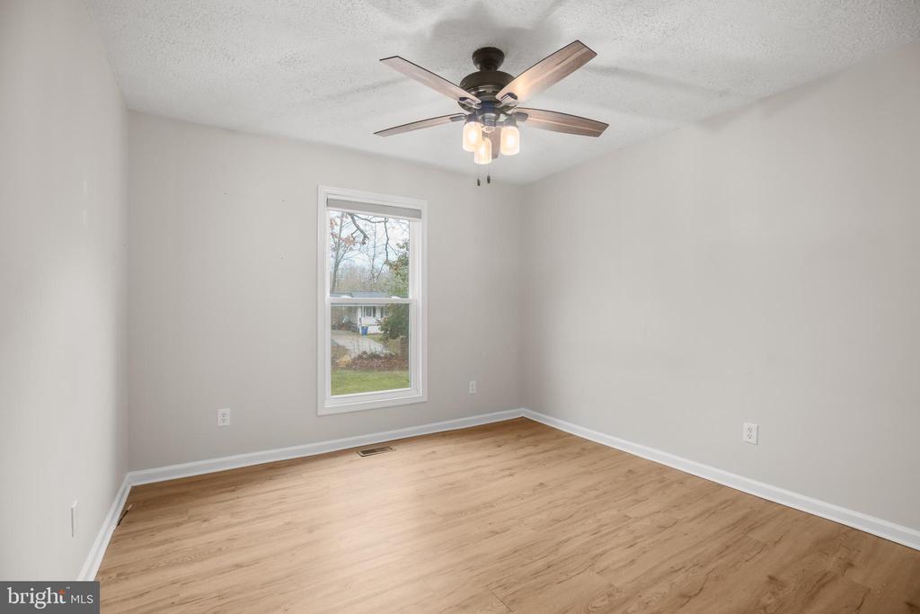 4 JONQUIL COURT