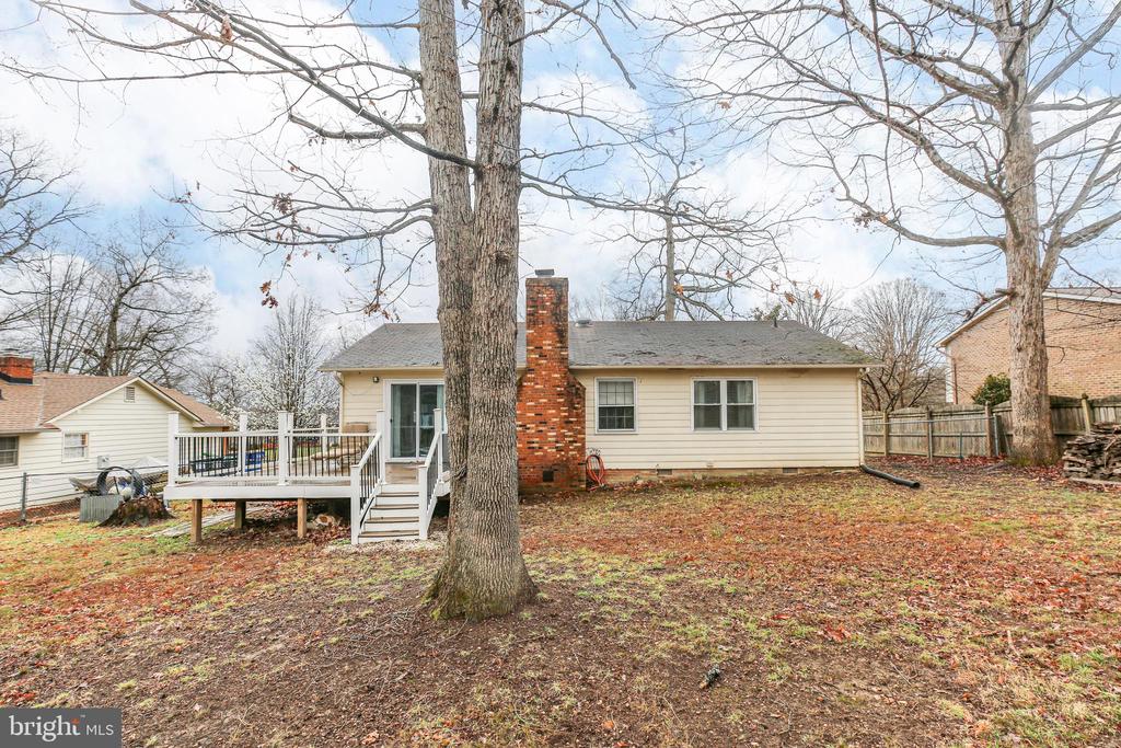 4 JONQUIL COURT