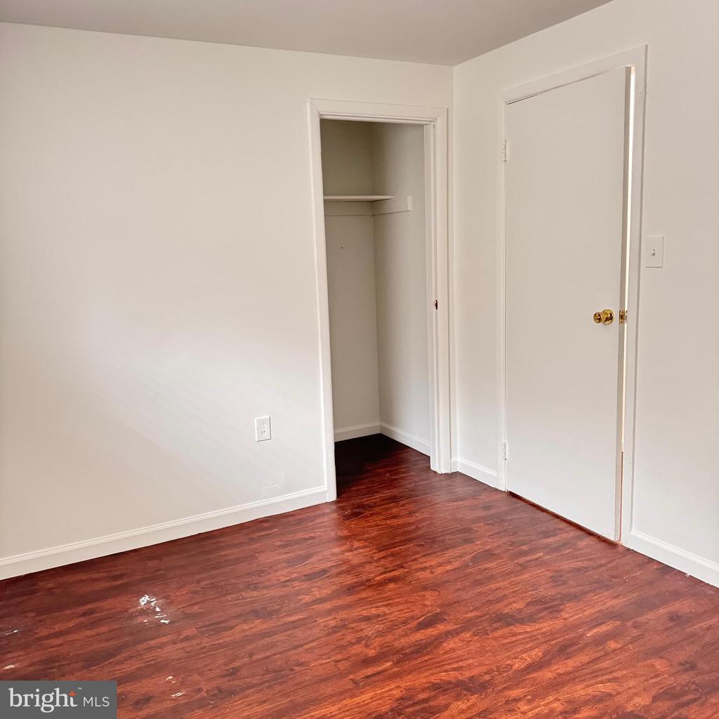 820 BARKLEY DRIVE