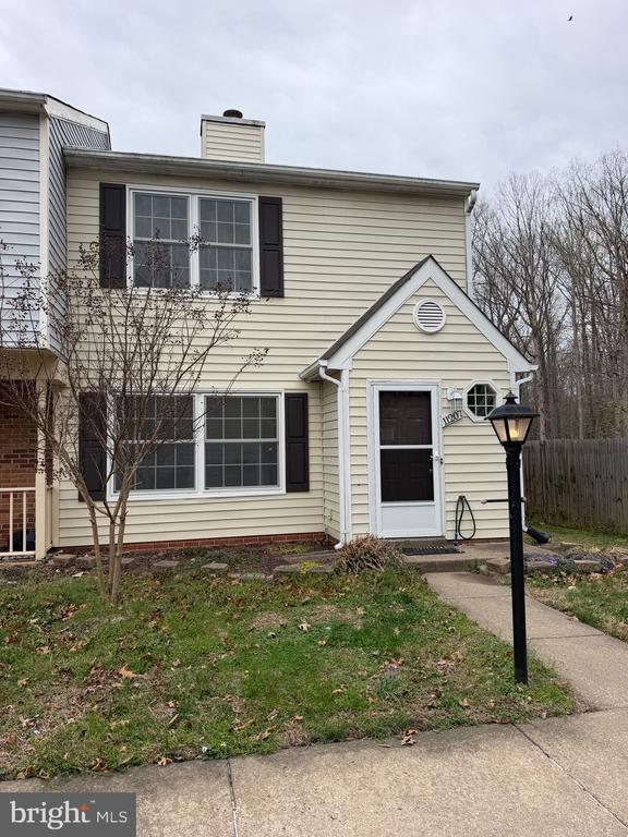 11207 KENSINGTON PLACE