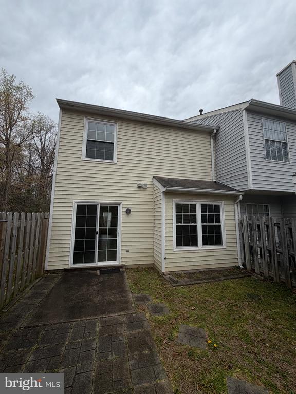 11207 KENSINGTON PLACE