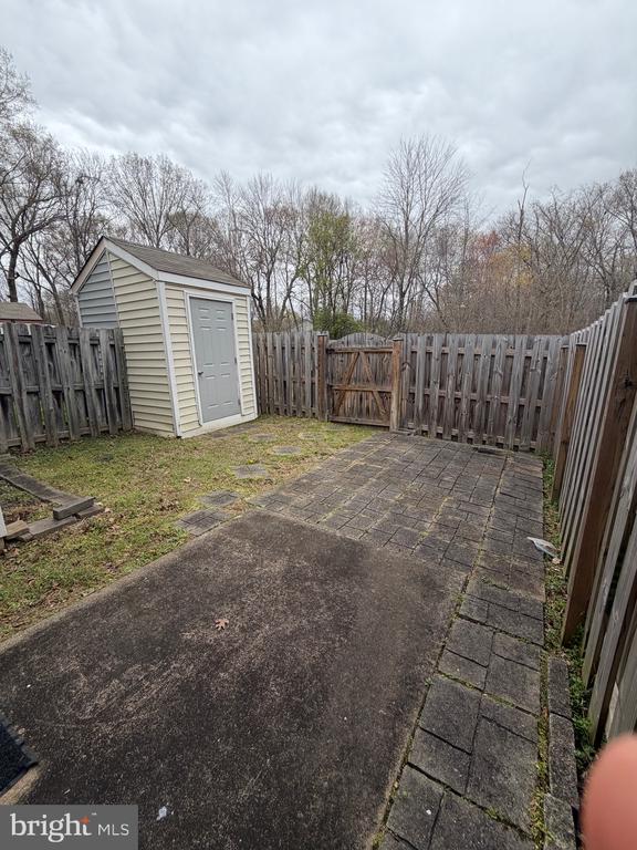 11207 KENSINGTON PLACE