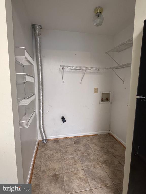 11207 KENSINGTON PLACE