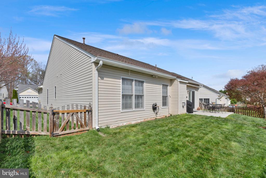 6809 WINTHROP COURT