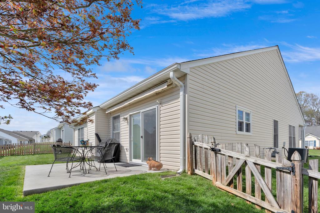 6809 WINTHROP COURT