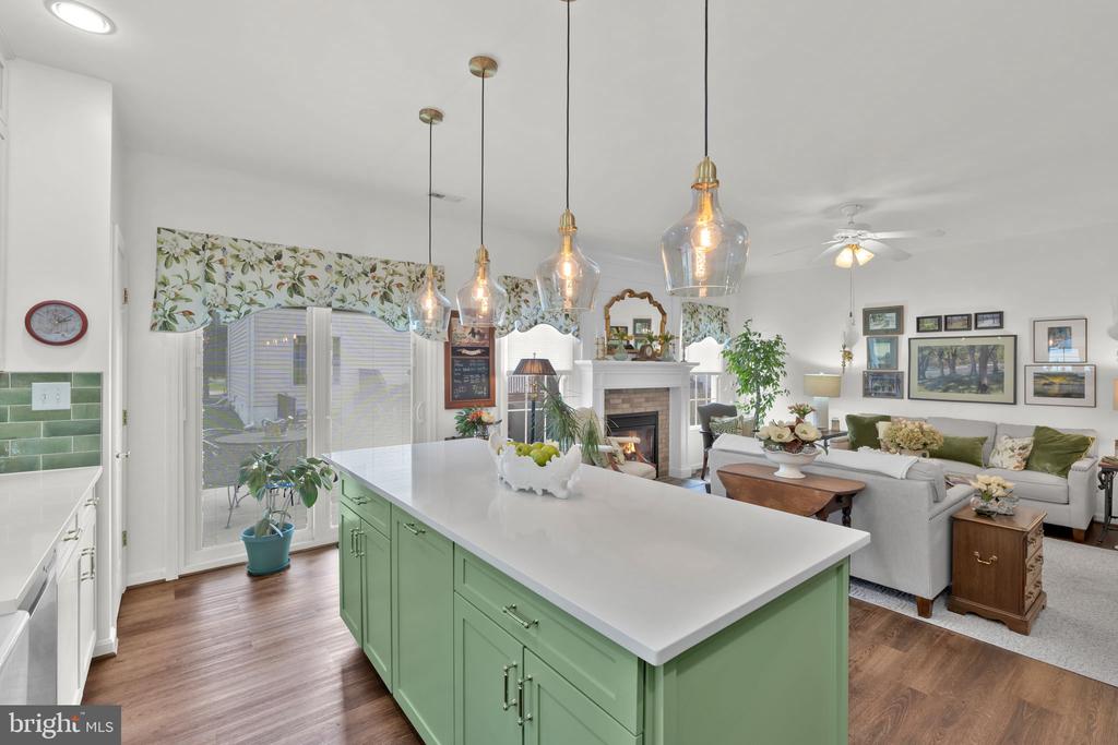 6809 WINTHROP COURT
