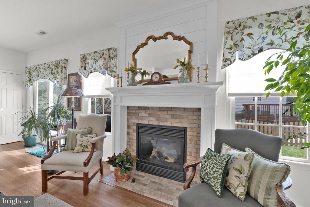 6809 WINTHROP COURT