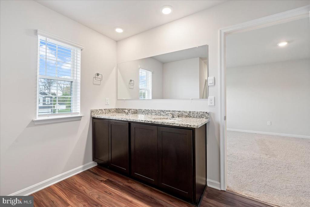 7404 JAKE COURT