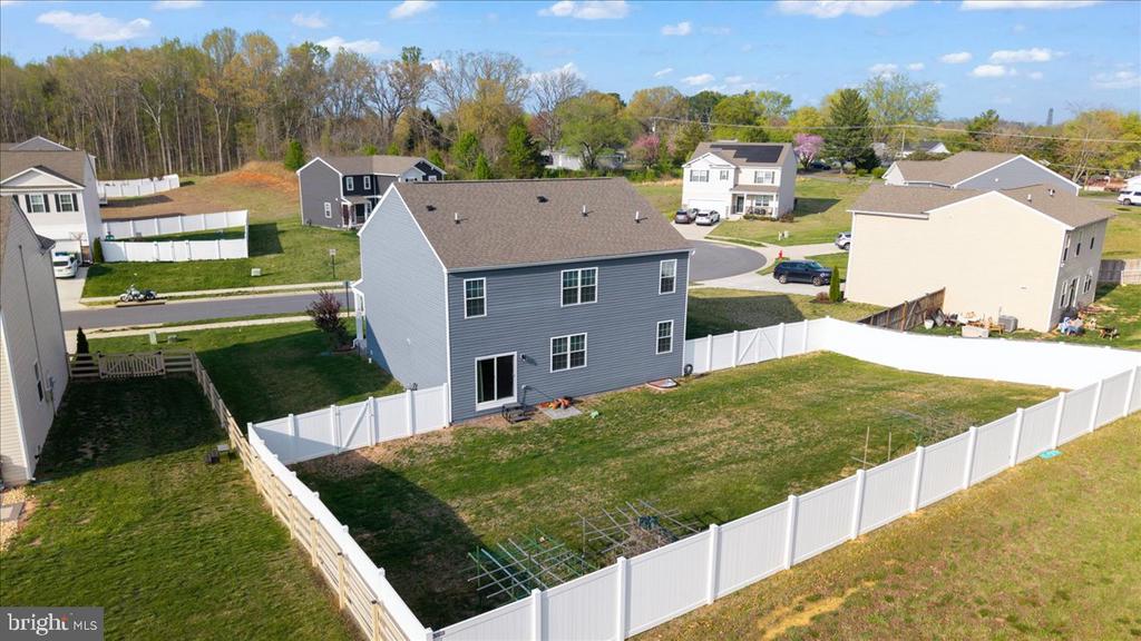 7404 JAKE COURT