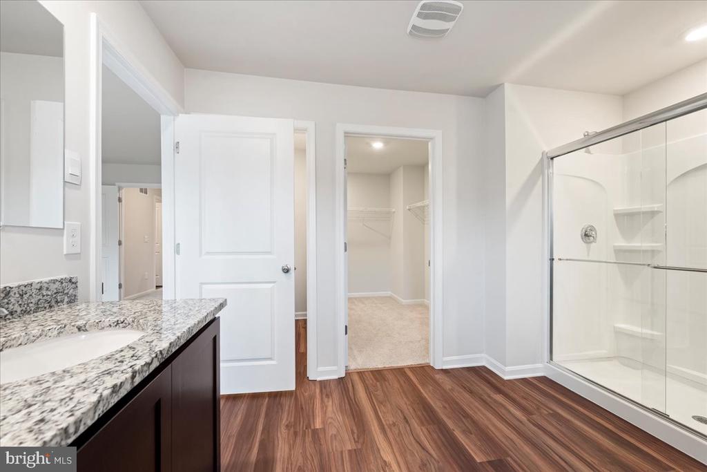 7404 JAKE COURT