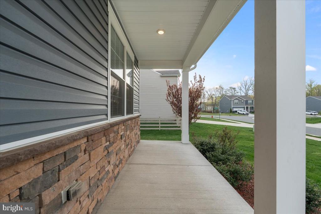 7404 JAKE COURT