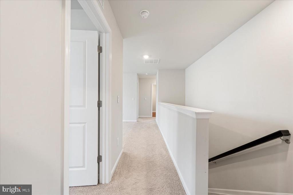 7404 JAKE COURT