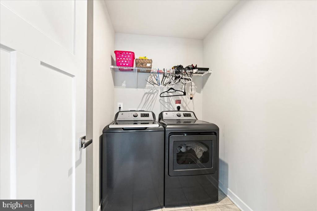 7609 LOUGHTON LANE
