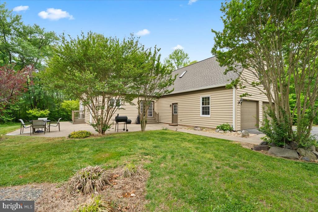 7403 BARRISTER COURT