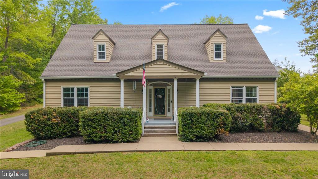 7403 BARRISTER COURT