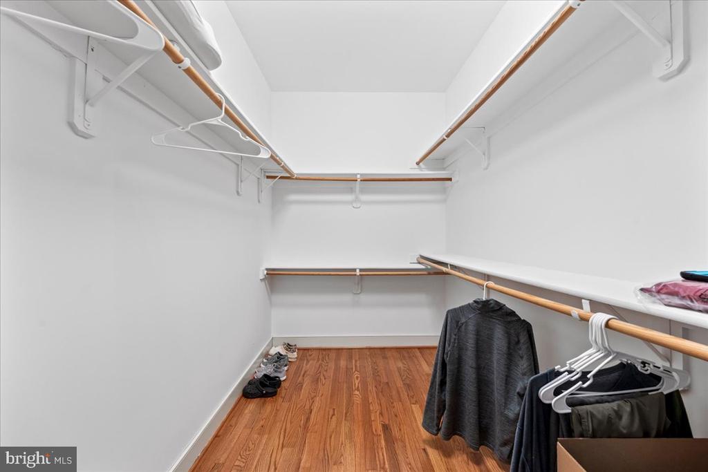 7403 BARRISTER COURT