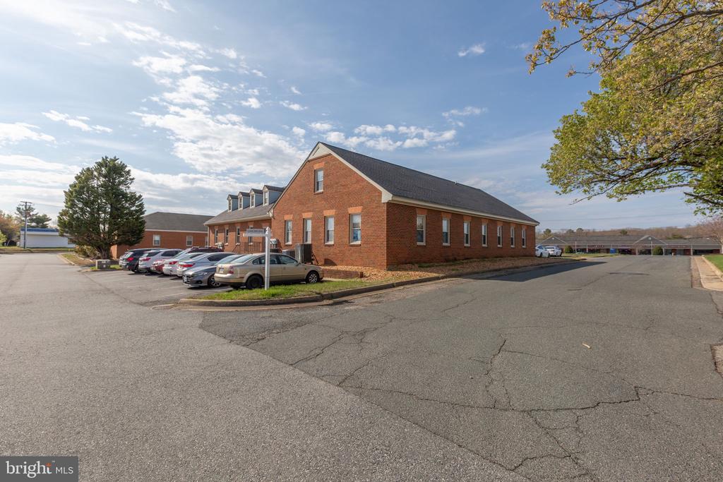 10411 COURTHOUSE ROAD