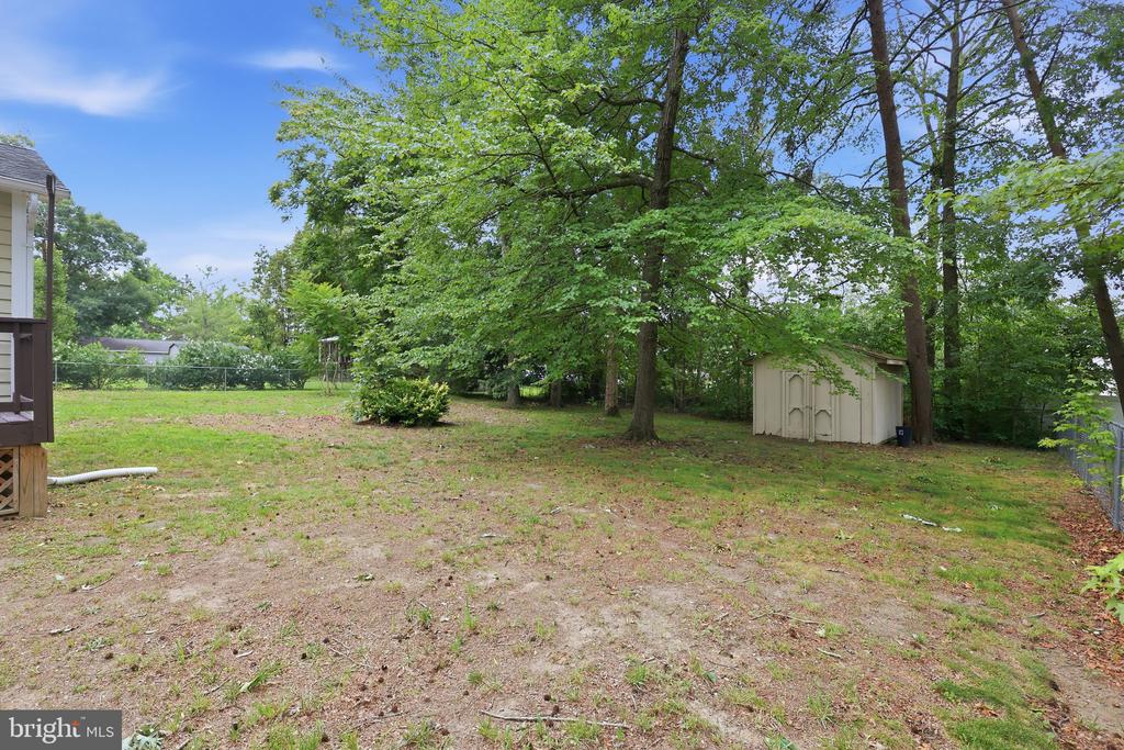 10800 WOODLAND DRIVE