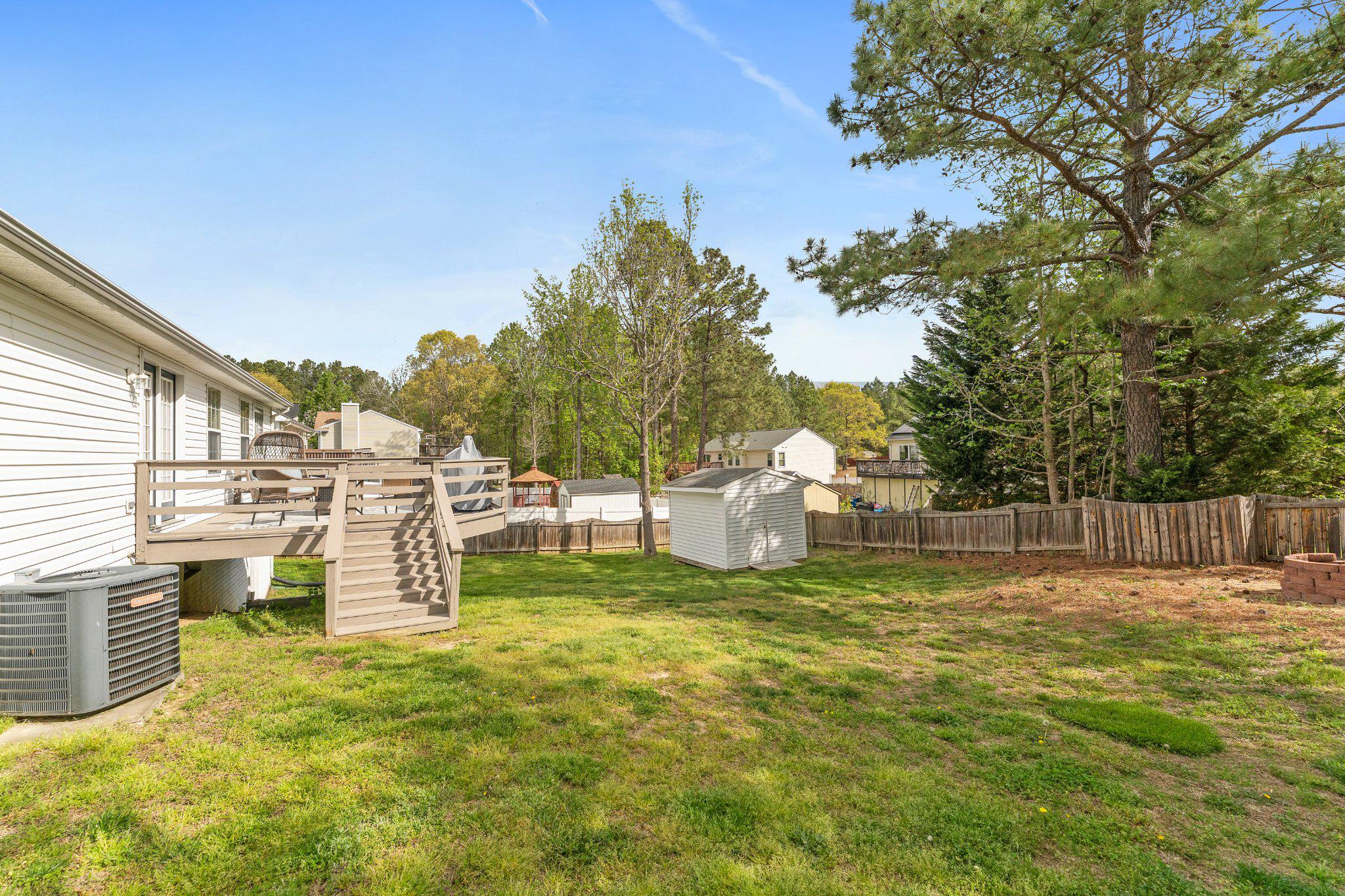 8811 KENT COURT
