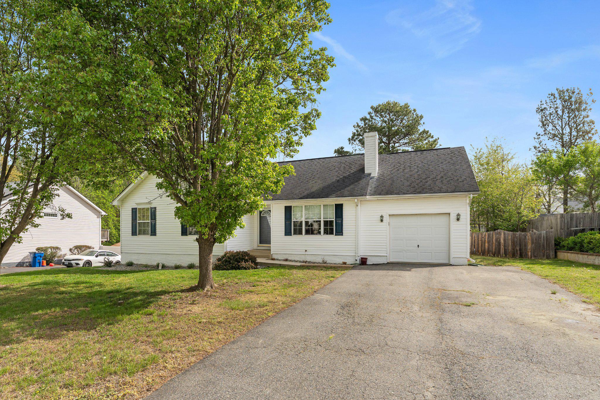 8811 KENT COURT