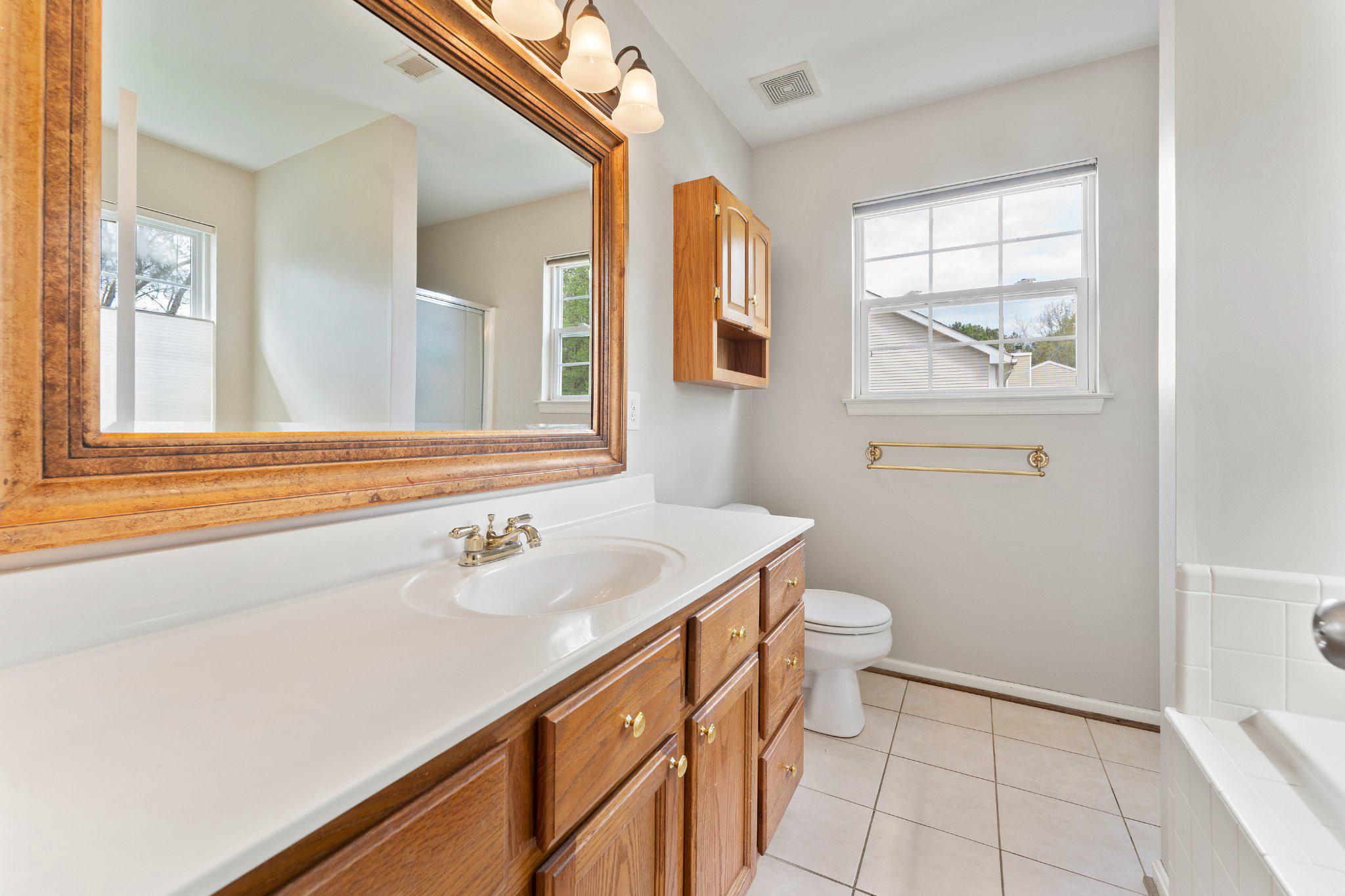 8811 KENT COURT