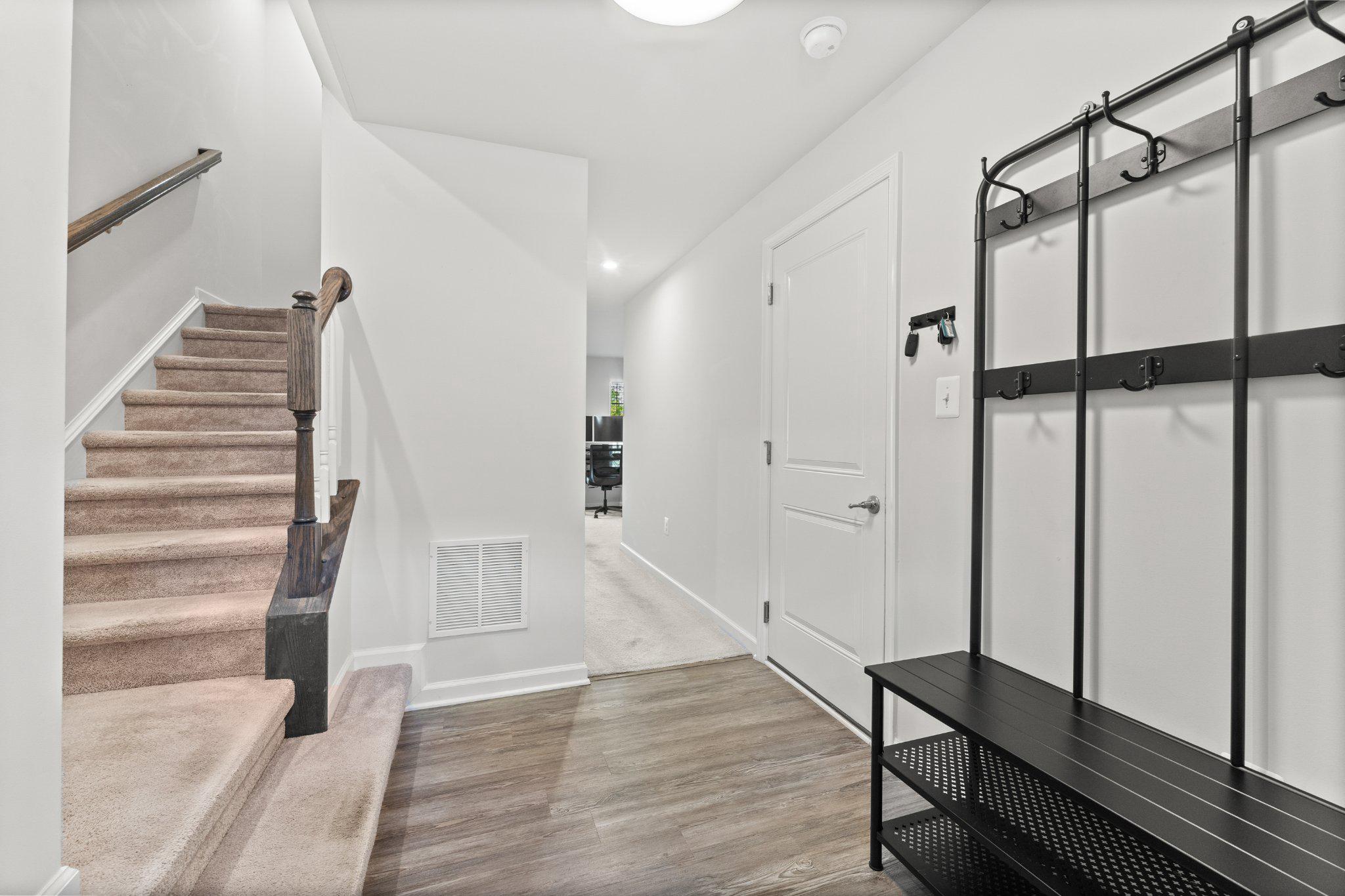 8426 DEVRIES LANE