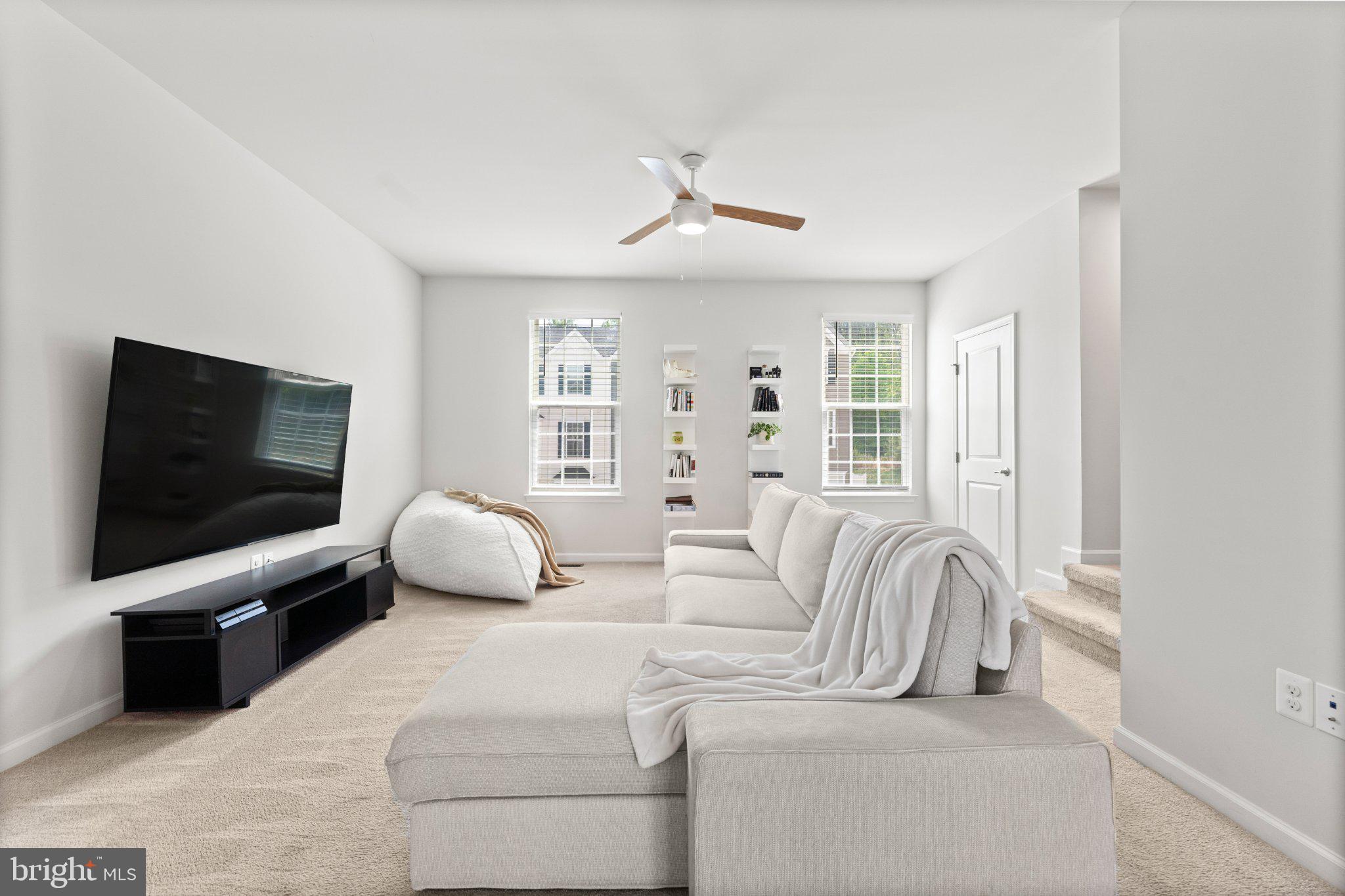8426 DEVRIES LANE