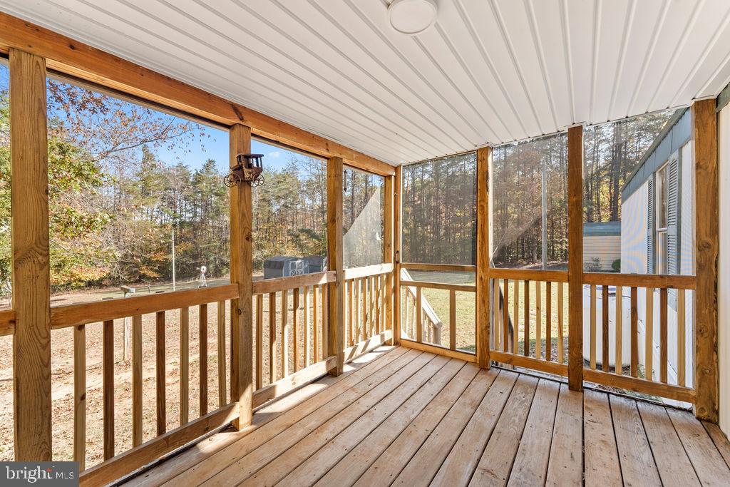 7227 GRAND BROOKS ROAD
