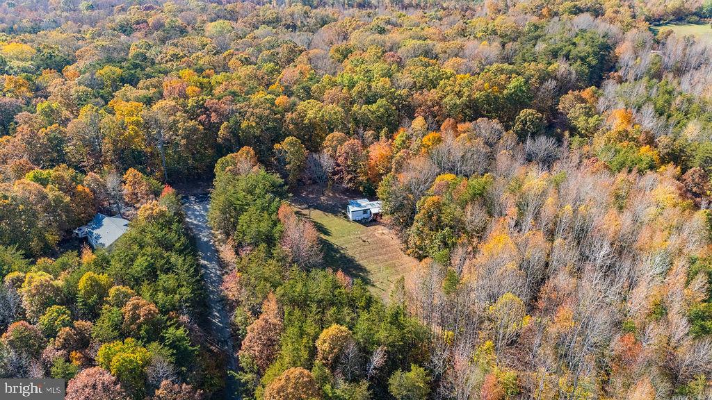 7227 GRAND BROOKS ROAD