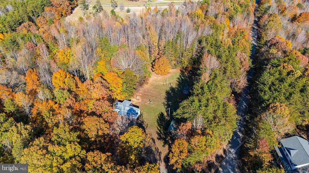 7227 GRAND BROOKS ROAD