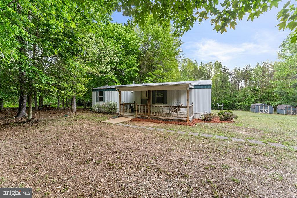 7227 GRAND BROOKS ROAD