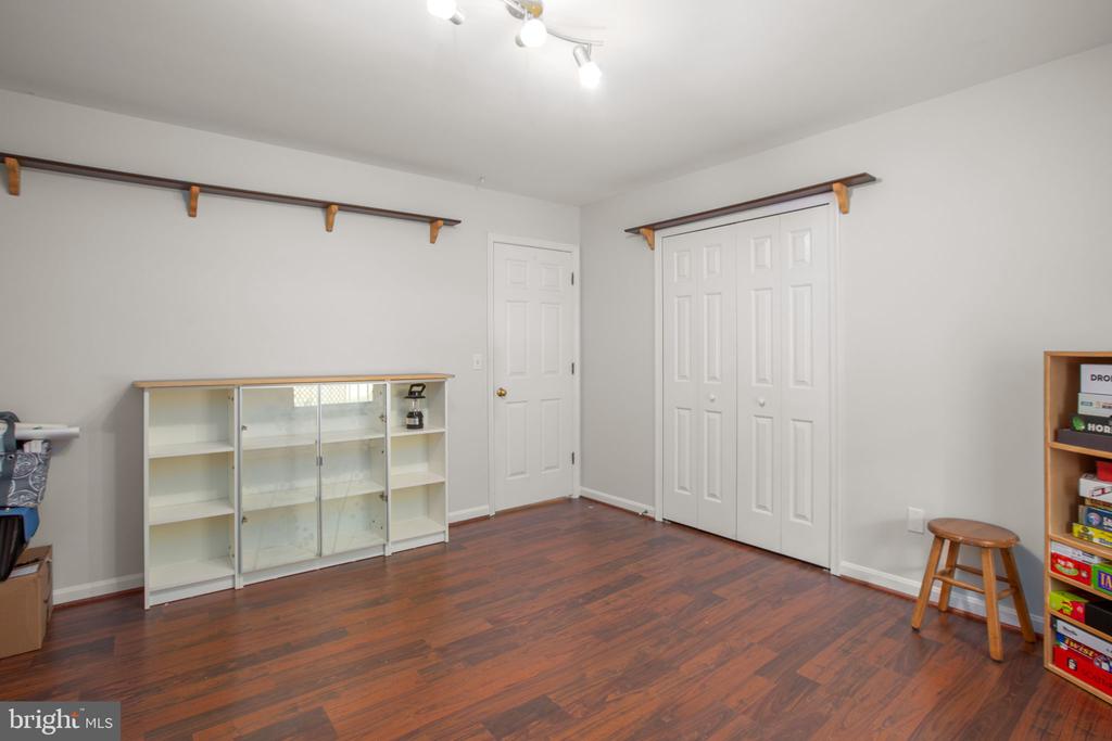 3906 DORAN ROAD