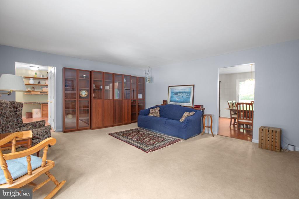 3906 DORAN ROAD
