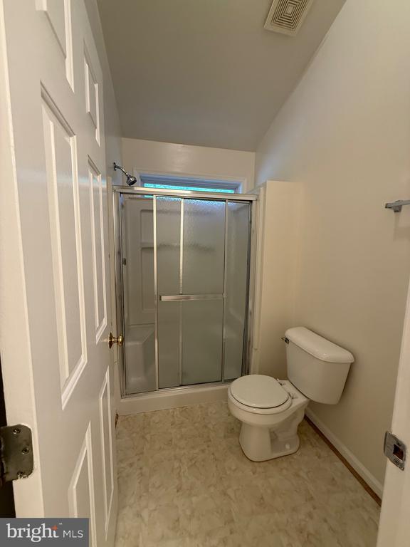 11707 COLLINWOOD COURT
