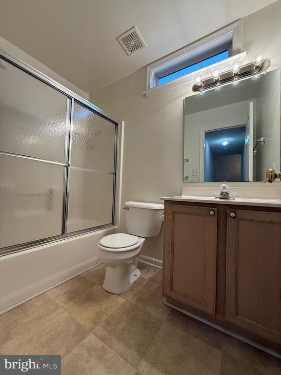 11707 COLLINWOOD COURT