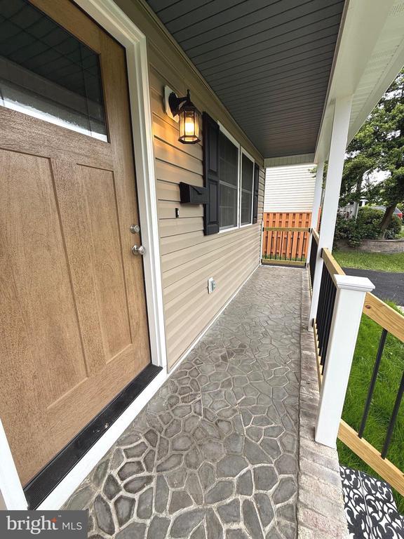 106 STRATFORD AVENUE