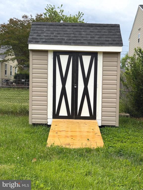 106 STRATFORD AVENUE