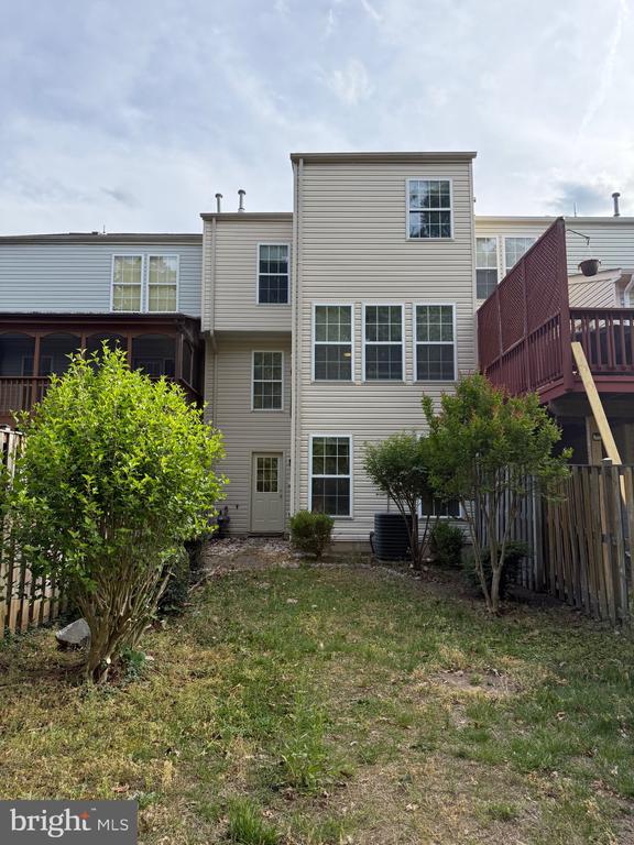 4003 FOUNTAIN BRIDGE COURT